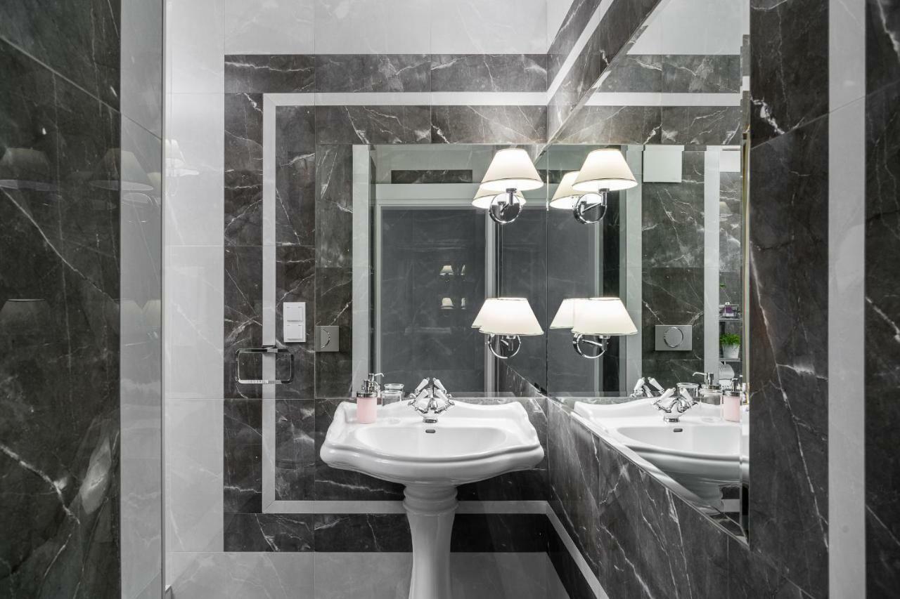 Queen Apartment Gdynia Bagian luar foto